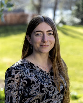 Photo of Hannah Connell